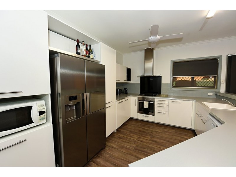 6 Parker Close, Baynton WA 6714