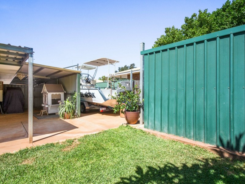 6 Gillam Place, Millars Well WA 6714