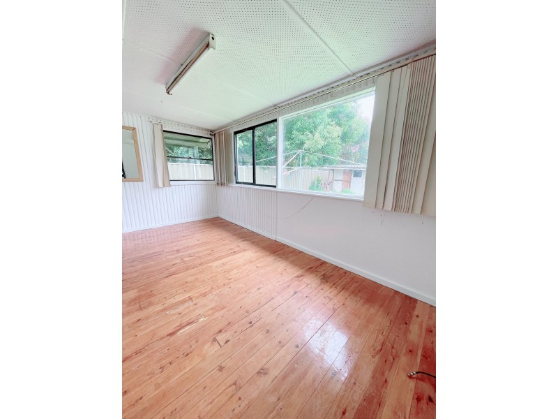 17 Norfolk Street, Ingleburn NSW 2565