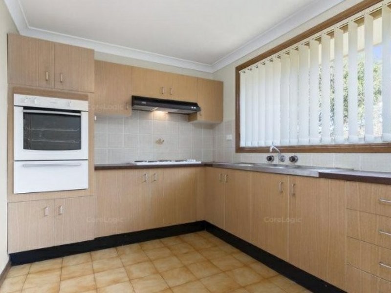 Villa 9/2 Bensley  Road, Macquarie Fields NSW 2564