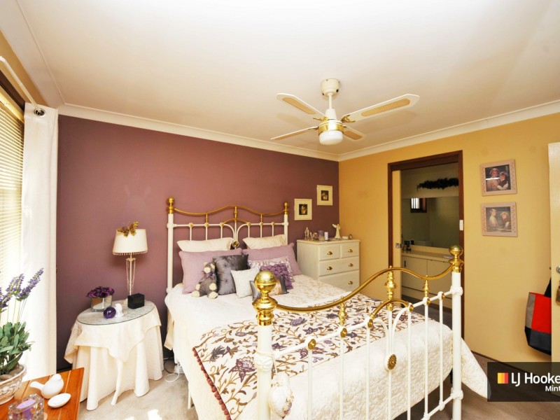 237 Eagleview Road, Minto NSW 2566