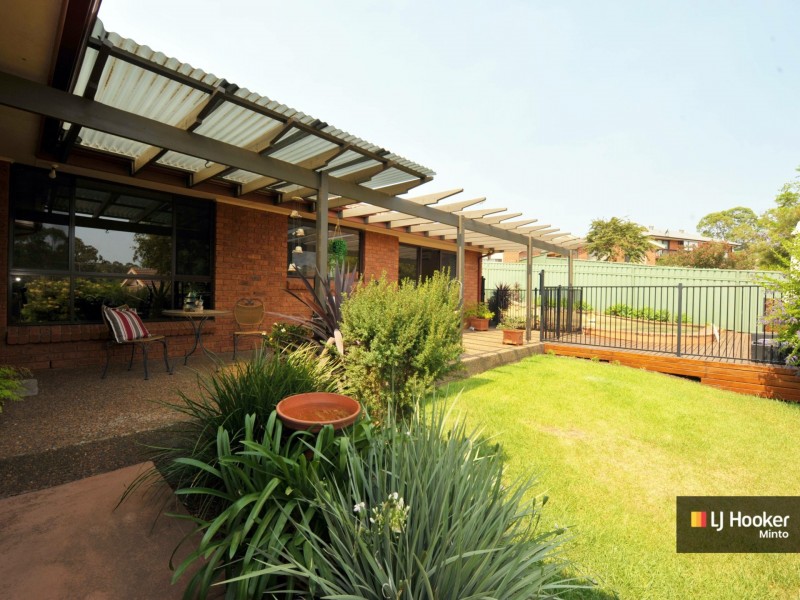 237 Eagleview Road, Minto NSW 2566