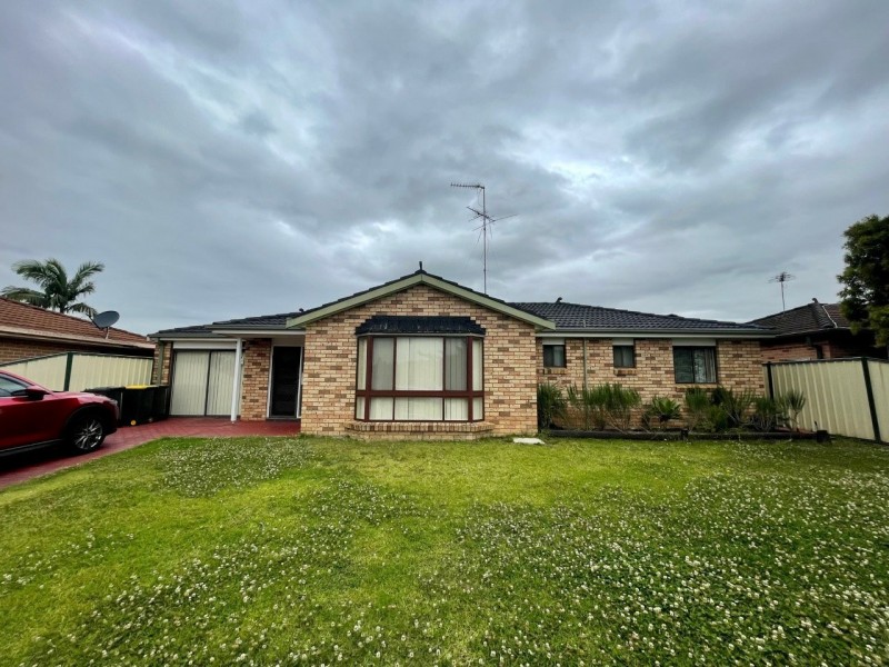 18 Bouddi Street, Bow Bowing NSW 2566