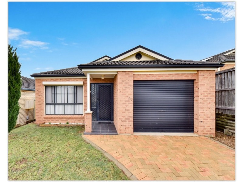 22 Norman Dunlop Crescent, Minto NSW 2566