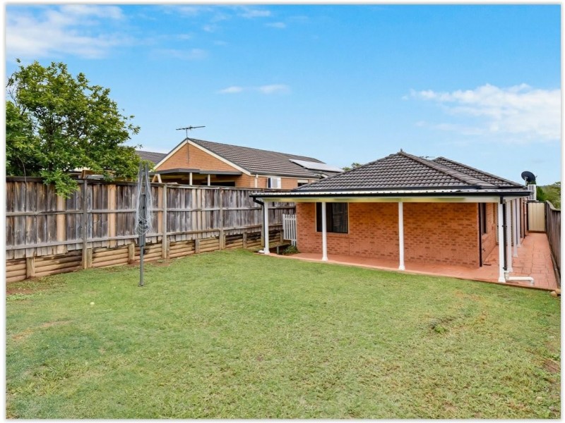 22 Norman Dunlop Crescent, Minto NSW 2566