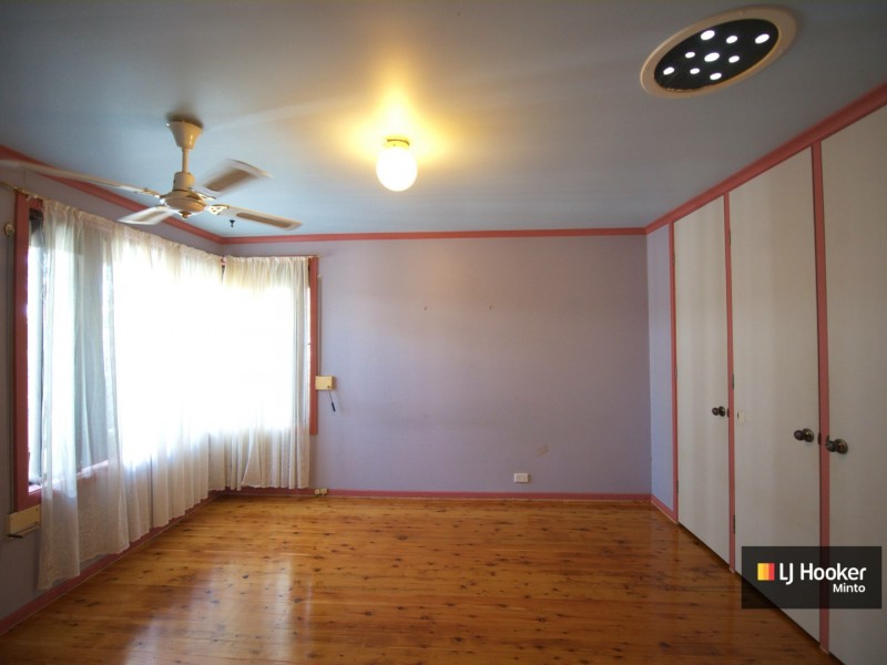 2 Benham Road, Minto NSW 2566