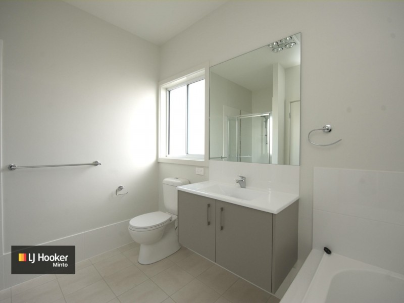 91 University Drive Macarthur Hei, Campbelltown NSW 2560