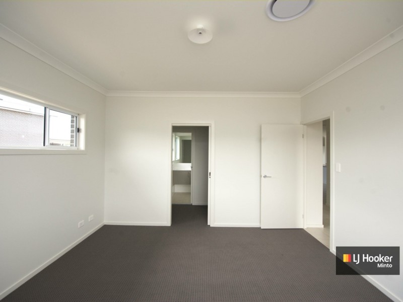 91 University Drive Macarthur Hei, Campbelltown NSW 2560