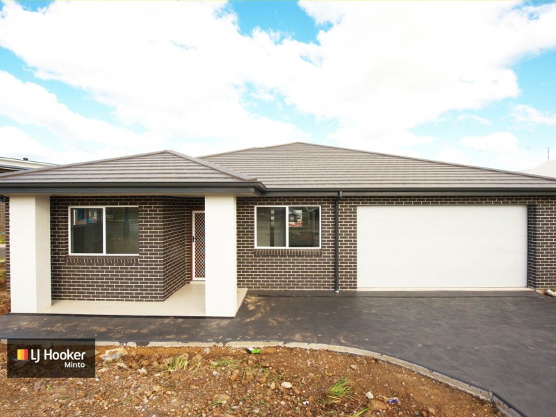 91 University Drive Macarthur Hei, Campbelltown NSW 2560