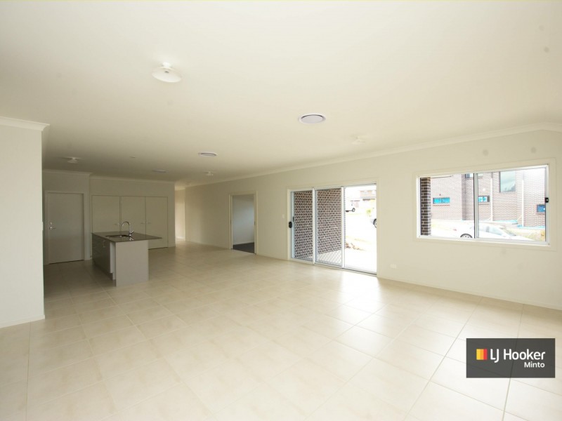 91 University Drive Macarthur Hei, Campbelltown NSW 2560