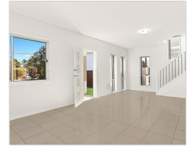 Unit 1/12-14 Rudd Road, Leumeah NSW 2560