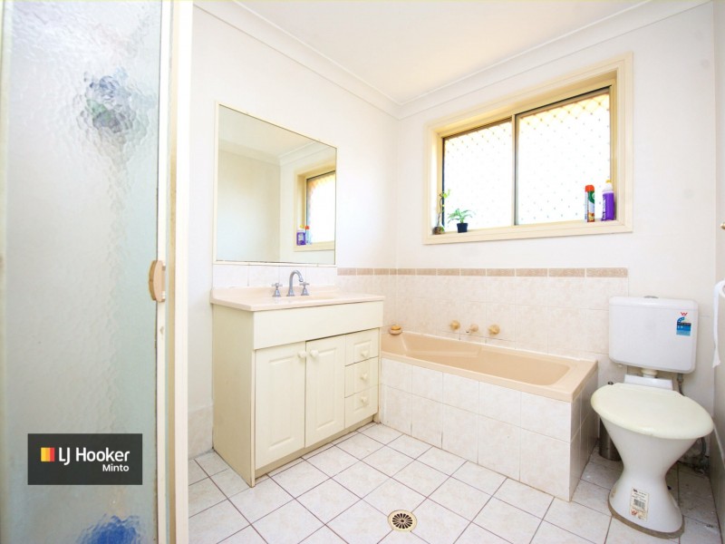 3 Webb Place, Minto NSW 2566