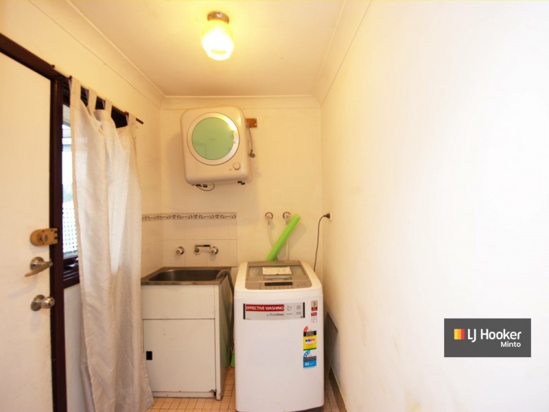 7 Campbell Close, Minto NSW 2566