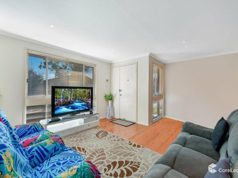 7 Lotus Place, Macquarie Fields NSW 2564