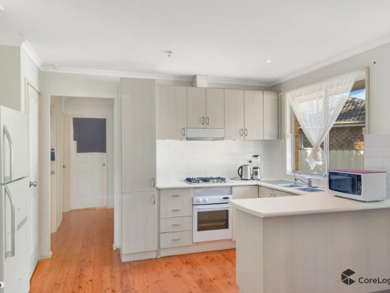 7 Lotus Place, Macquarie Fields NSW 2564
