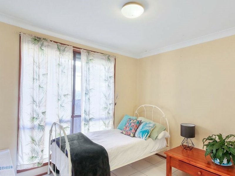 Villa 6/4 Mery Street, Macquarie Fields NSW 2564