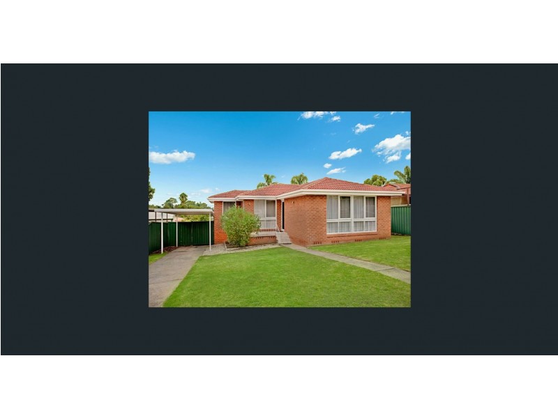 5 Trebbiano place, Eschol Park NSW 2558