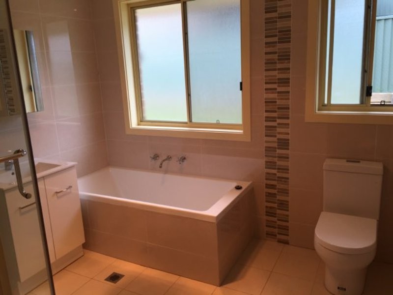 1/22 Falstaff Place, Rosemeadow NSW 2560