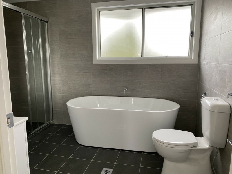 2 Hotham Road, Minto NSW 2566