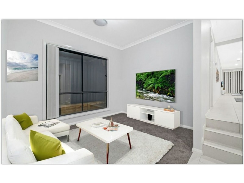 32B Hinton Loop, Oran Park NSW 2570