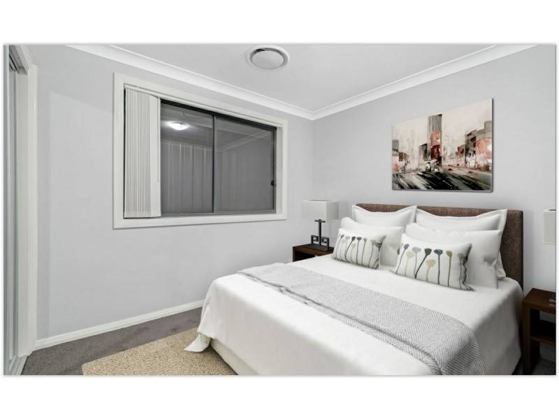 32B Hinton Loop, Oran Park NSW 2570