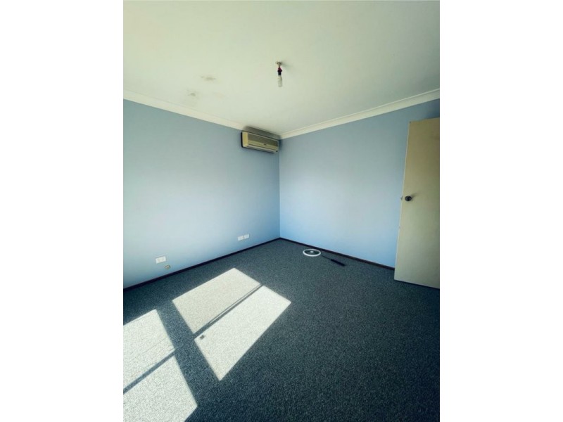 6 Kidd Place, Minto NSW 2566