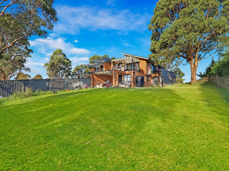 116 Eagleview Road, Minto NSW 2566