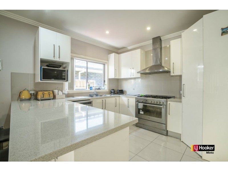 28 Mortimer Street, Minto NSW 2566