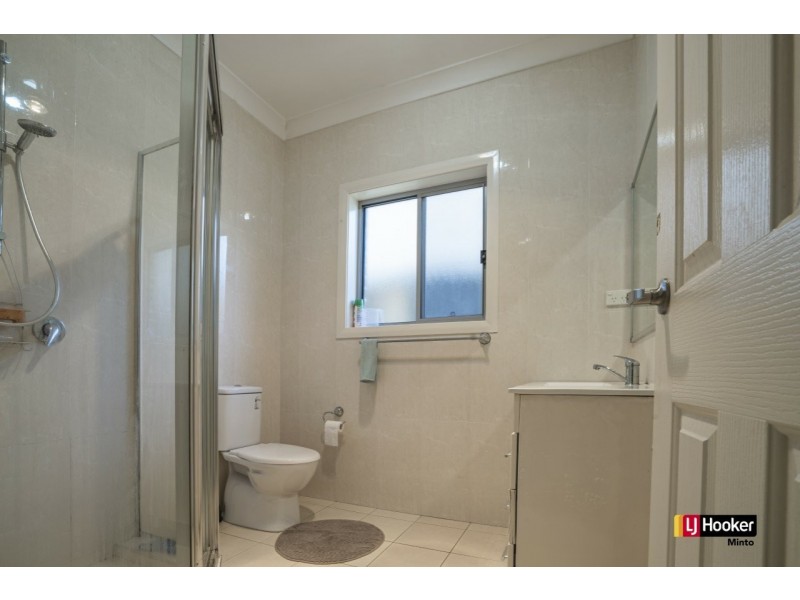 28 Mortimer Street, Minto NSW 2566