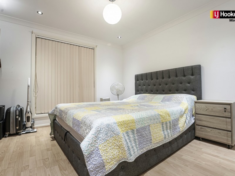 256 Braidwood Drive, Prestons NSW 2170