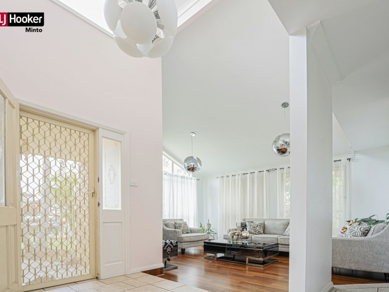 256 Braidwood Drive, Prestons NSW 2170