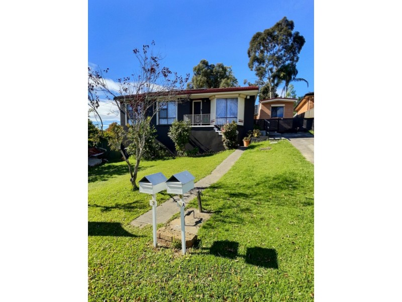 3 Ross Pl, Minto NSW 2566