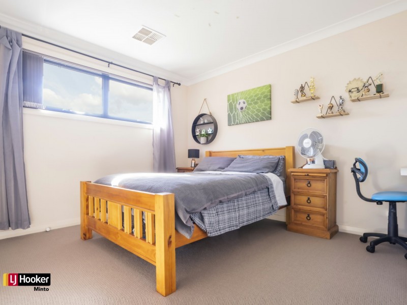 26 Mortimer Street, Minto NSW 2566