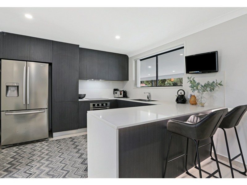 14 Missouri  St, Kearns NSW 2558