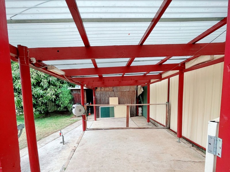 10 Amanda Place, Ingleburn NSW 2565