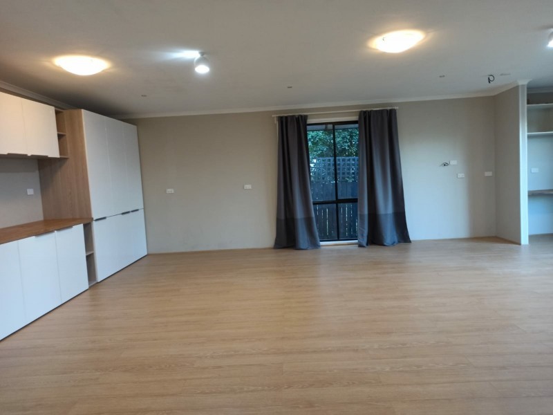 5 Clematis Pace, Macquarie Fields NSW 2564