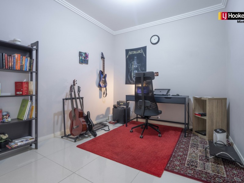 28 Mortimer Street, Minto NSW 2566