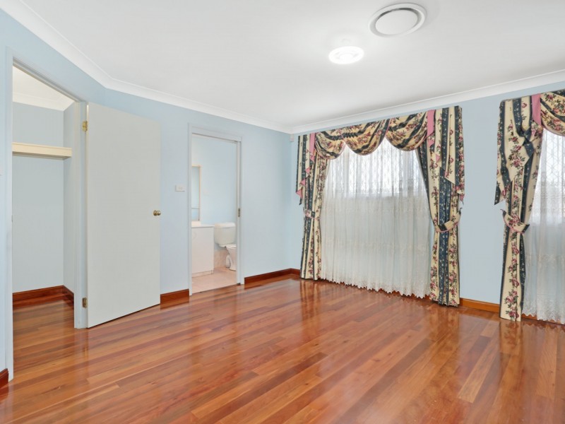 67 Guernsey Avenue, Minto NSW 2566