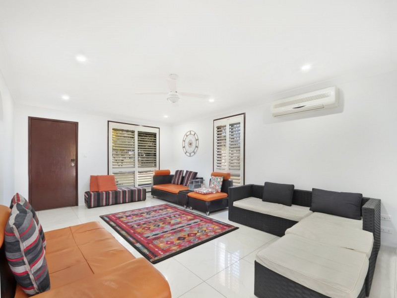 1 Rangers Road, St Helens Park NSW 2560