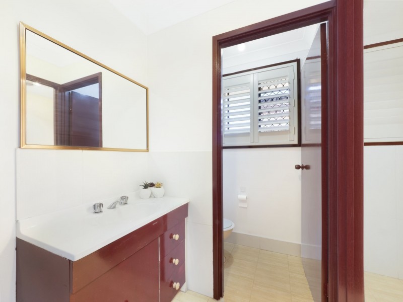 1 Rangers Road, St Helens Park NSW 2560