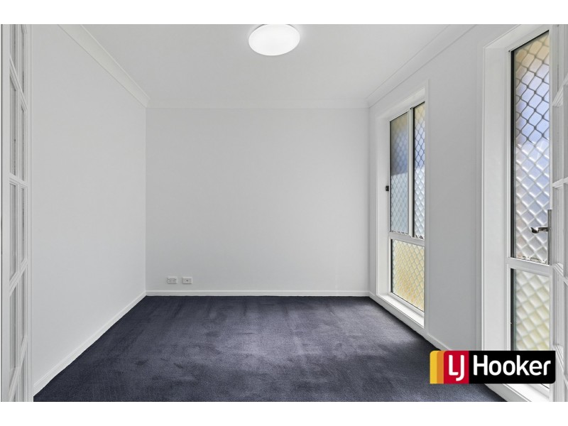 8 Perisher Circuit, Minto NSW 2566