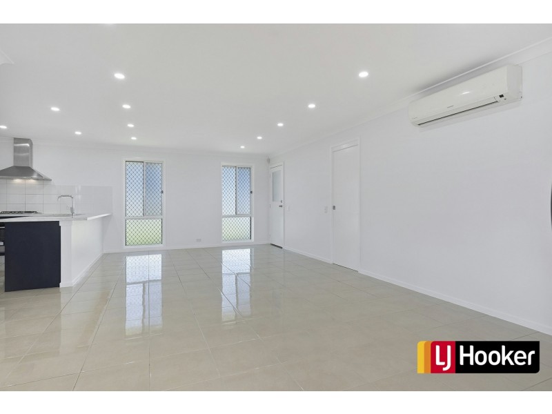 8 Perisher Circuit, Minto NSW 2566