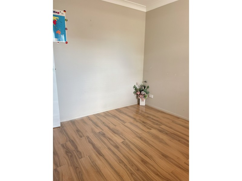 72A durham Street, Minto NSW 2566