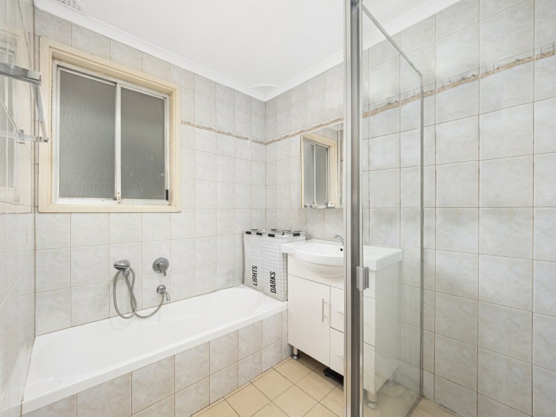 7 Lotus Place, Macquarie Fields NSW 2564