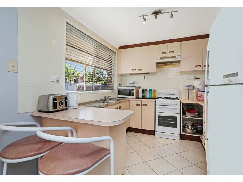 8 vauxhall st, Ingleburn NSW 2565