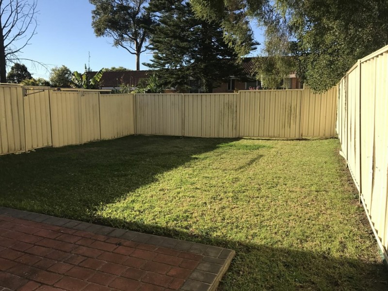 90B Oxford Road, Ingleburn NSW 2565