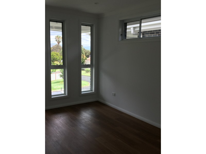 39 Clifford Crescent, Ingleburn NSW 2565