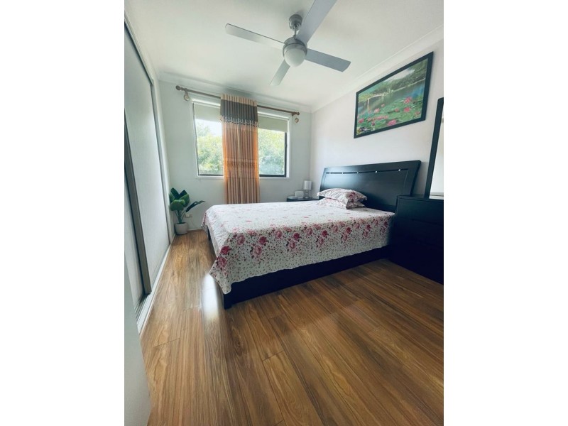 Unit 4 29 Blackwood Avenue, Minto NSW 2566