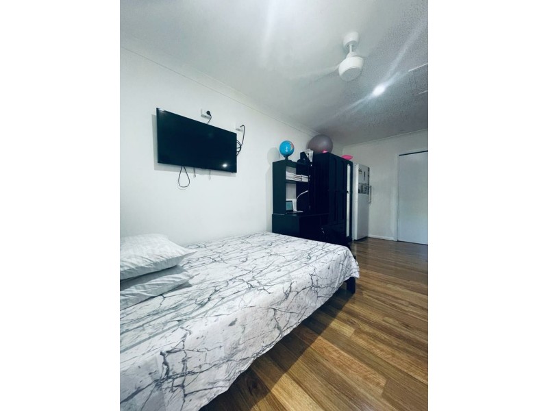 Unit 4 29 Blackwood Avenue, Minto NSW 2566