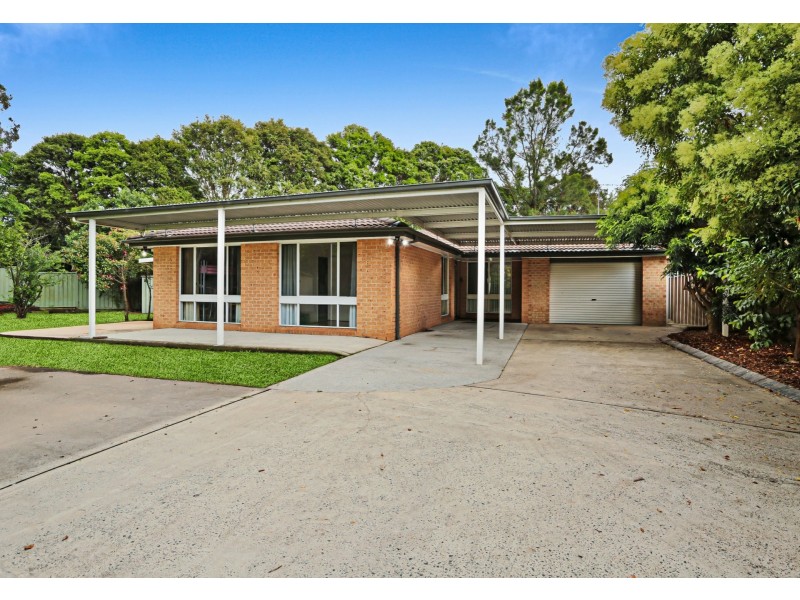 79 Stromeferry Cres, St Andrews NSW 2566